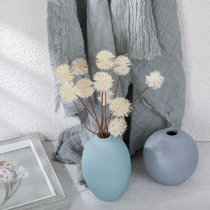 Svea 12pc Artificial Small Thorn Ball Bouquet
