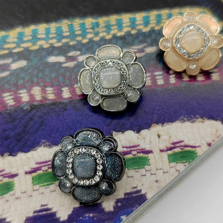 Axinoe 18/22MM Resin Button - 6 PC