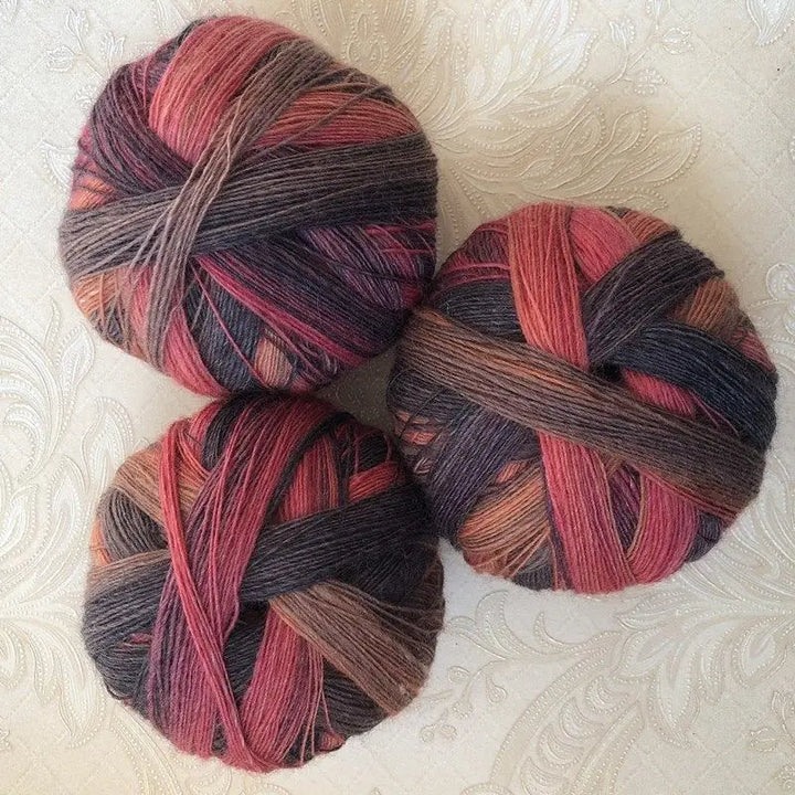 100g 600 Meter Long Dyed Gradient Magic Ball