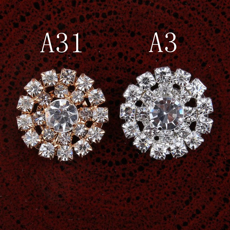 10 PC / Reino Metal Buttons