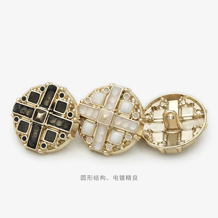 6 PC / Victoria Resin Buttons