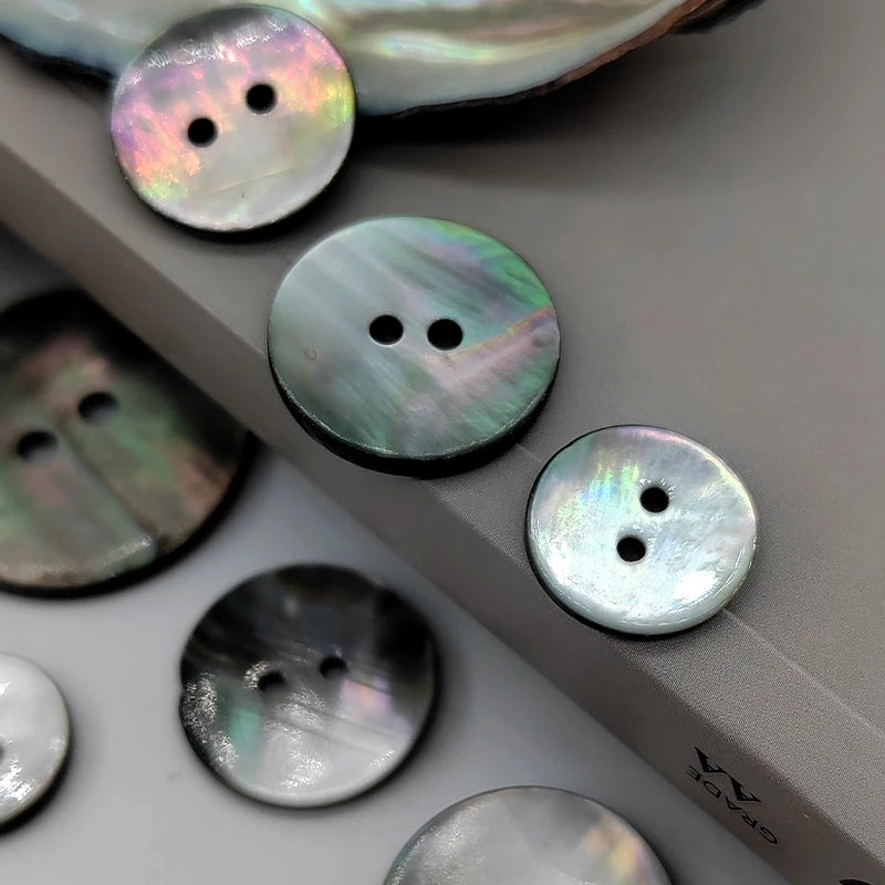 Roqin Natural Shell Button - 10 PC