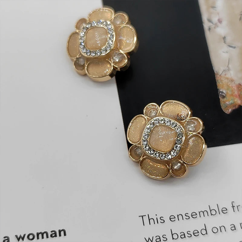 Axinoe 18/22MM Resin Button - 6 PC