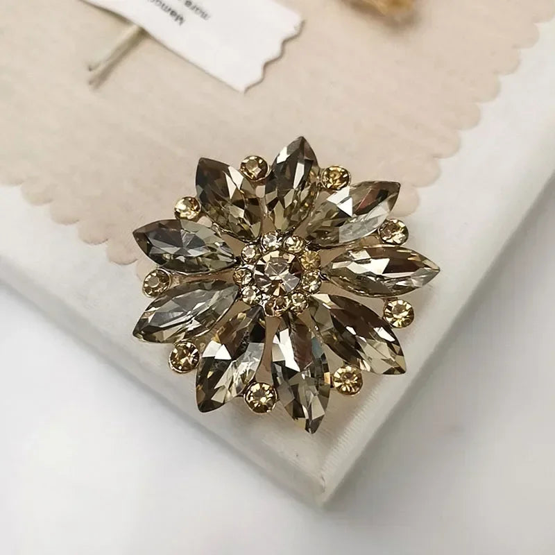 Vakisa Rhinestones Buttons