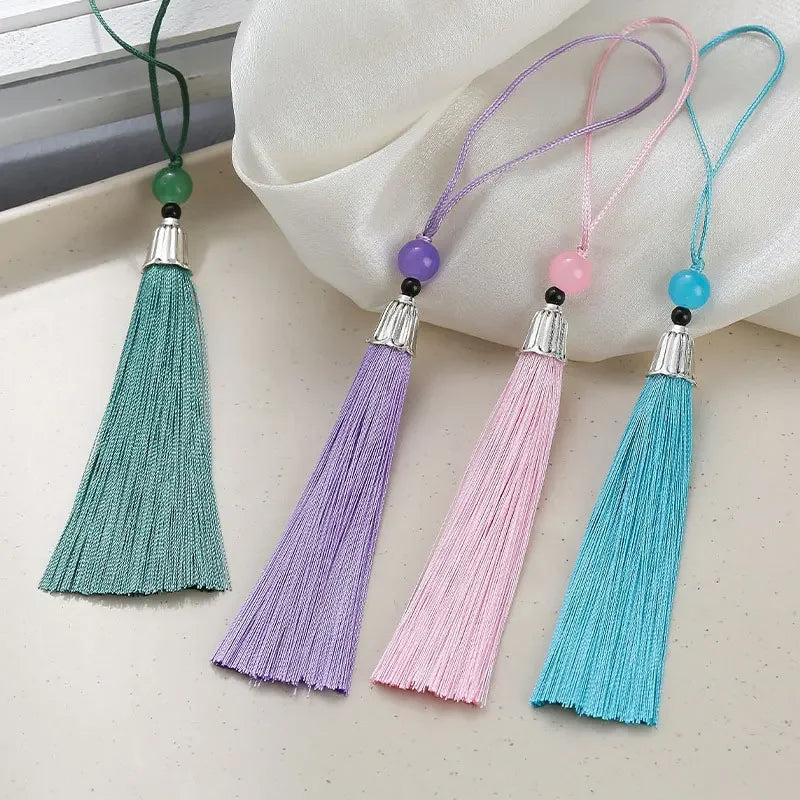 Doremi Oriental Key Tassels