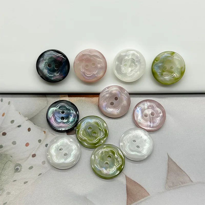 10 PC / Naoi Resin Buttons