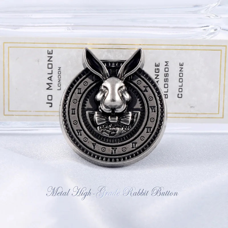 6 PC / Umela Metal Buttons