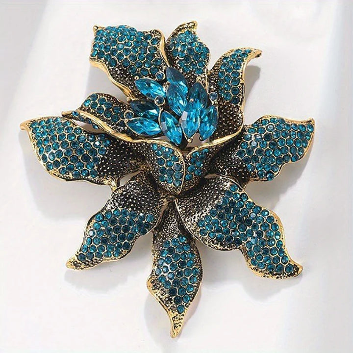 Mert Lace Brooch