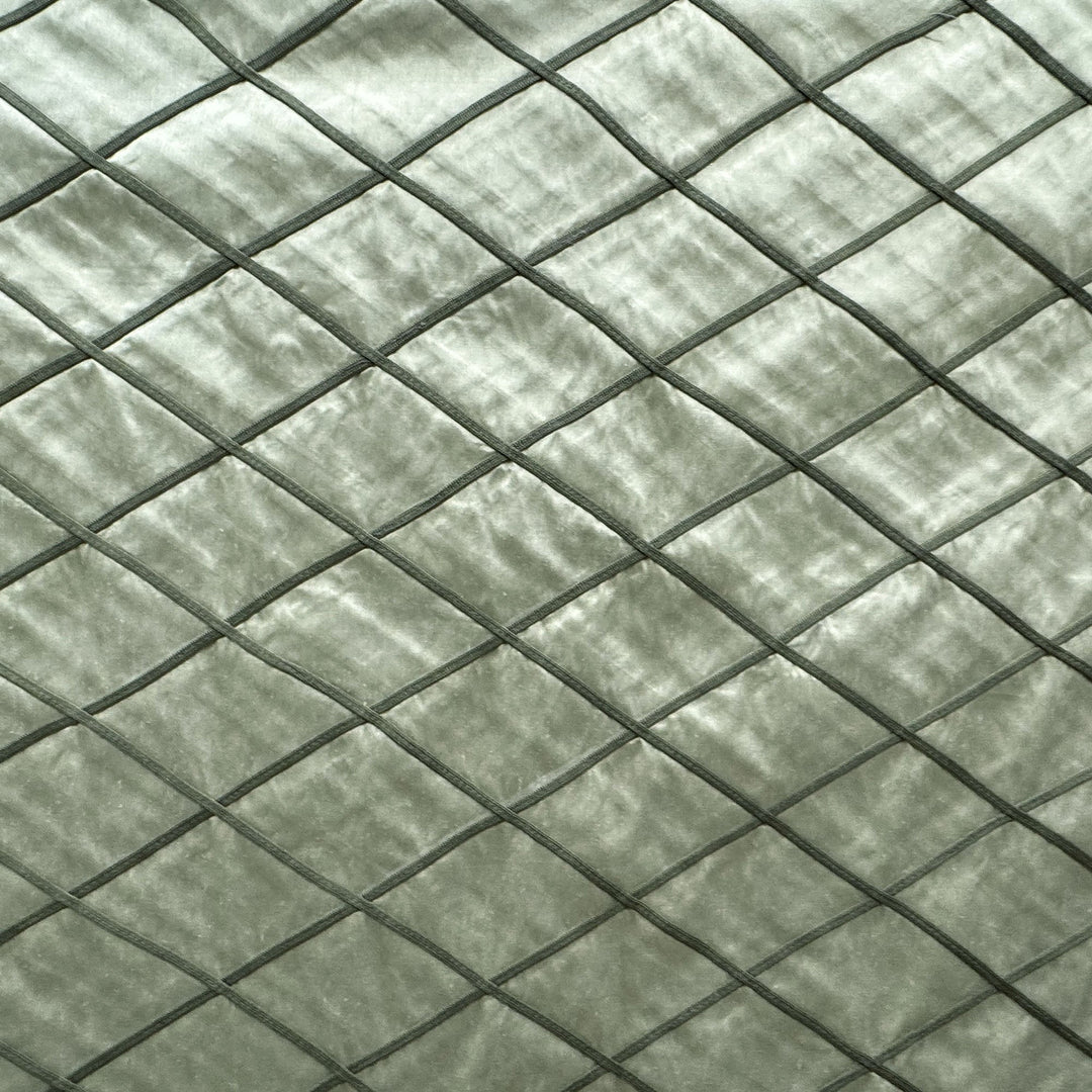 Vallorine Diamond Geometric Silk Fabric in Leaf