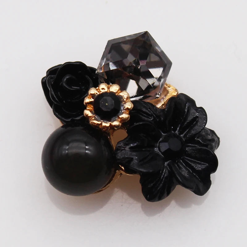 10 PC / Amore Resin Buttons