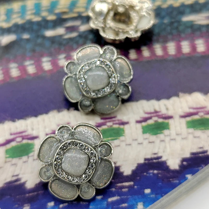 Axinoe 18/22MM Resin Button - 6 PC