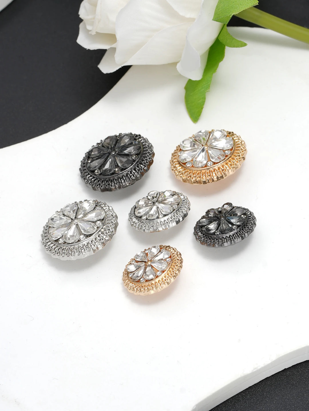 4 PC / Heim Rhinestone Buttons