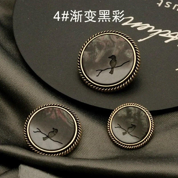 6 PC / Caliso Resin Buttons