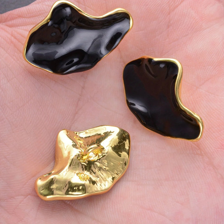 3 PC / Montis Resin Buttons