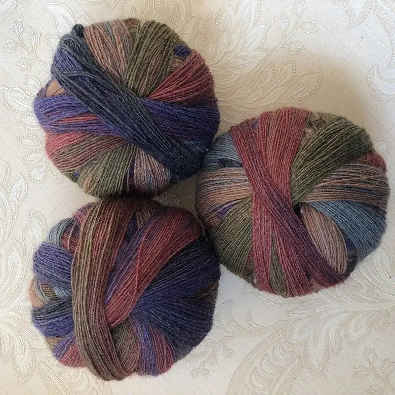 100g 600 Meter Long Dyed Gradient Magic Ball