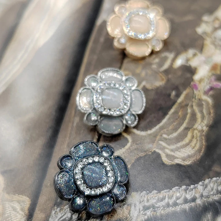 Axinoe 18/22MM Resin Button - 6 PC