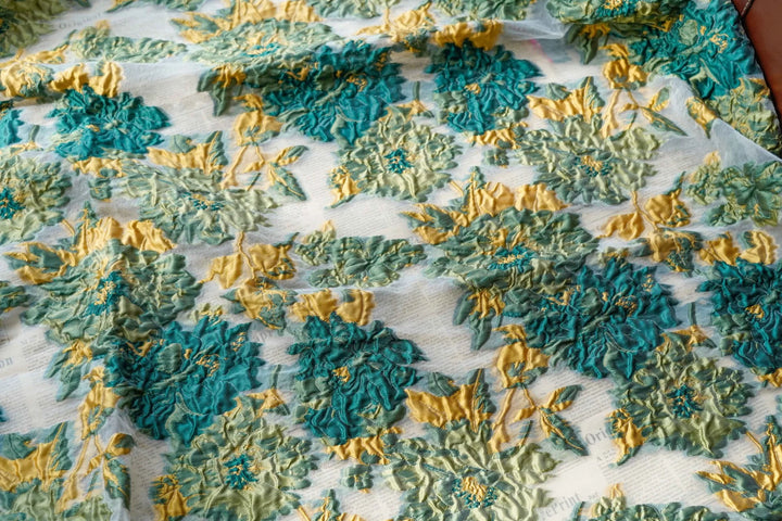 Yarn Dyed Large Flowers Embossed Jacquard Fabric Women's Spring and Summer New Dress Fabric 50cmx140cm