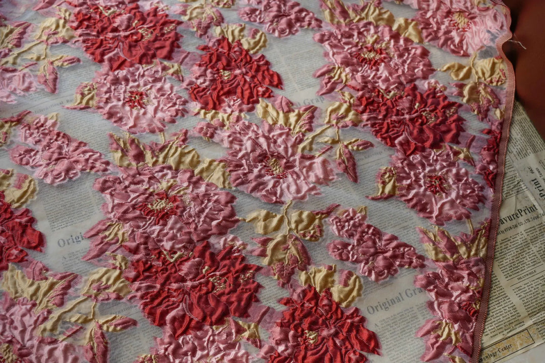Yarn Dyed Large Flowers Embossed Jacquard Fabric Women's Spring and Summer New Dress Fabric 50cmx140cm