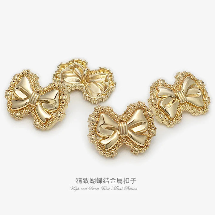 10 PC / Mantis Metal Buttons