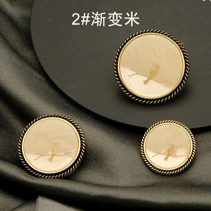 6 PC / Caliso Resin Buttons