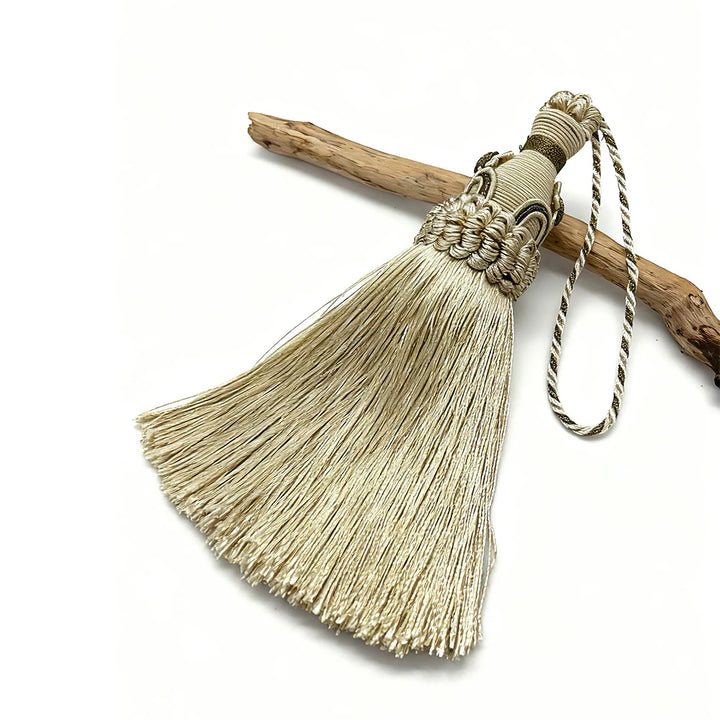 2 PC Rivelle Key Tassels