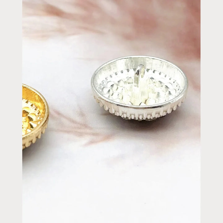 6 PC / Vaosk Rhinestone Buttons