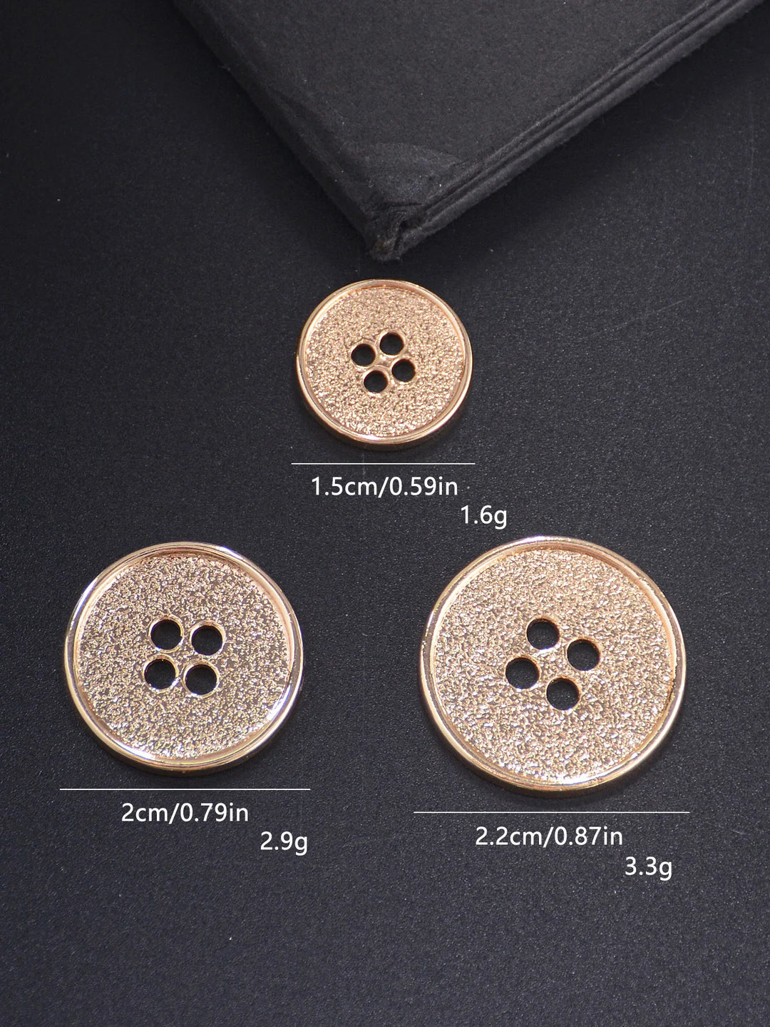 Ryman Buttons 10 PC / Sybil Resin Buttons – Classic Modern Fabrics