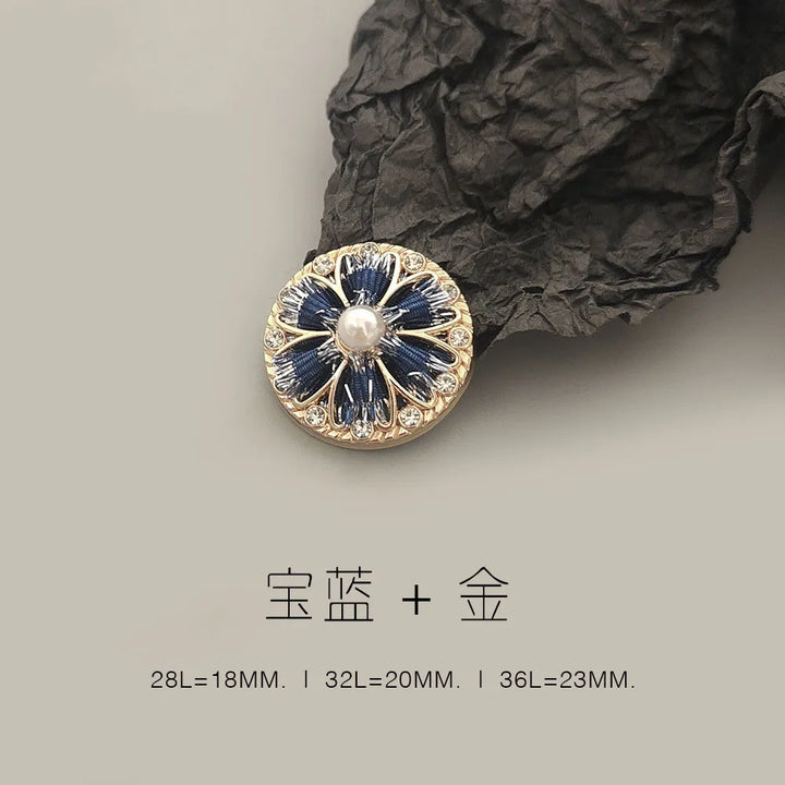 6 PC / Umeda Rhinestone Buttons