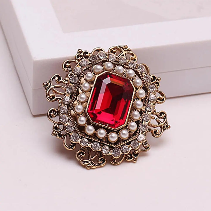 Elvan Sequin Brooch