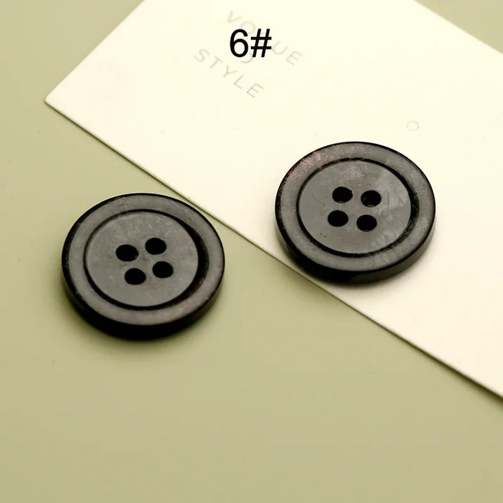 10 PC / Axioa Resin Buttons