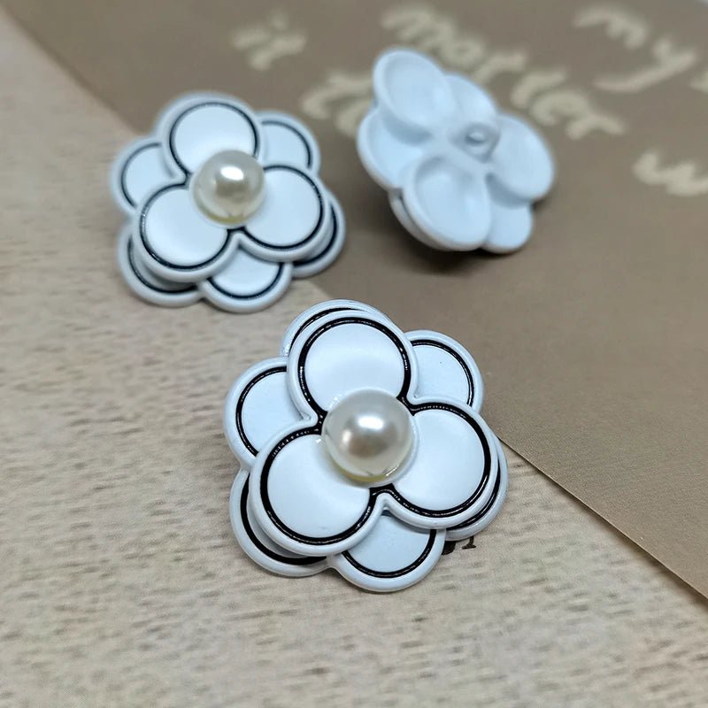 Faheao Camellia Flower Resin Button - 6 PC