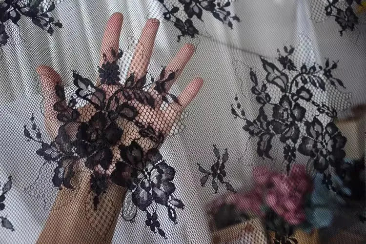 3 YARDS / Montelle Elegant Eyelash Lace