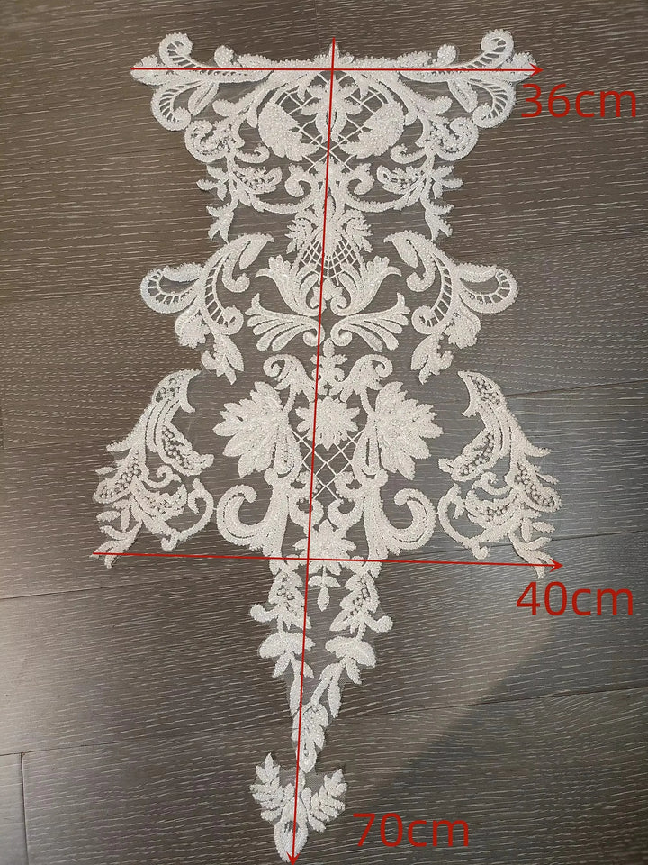 Güçin Sequin  Applique