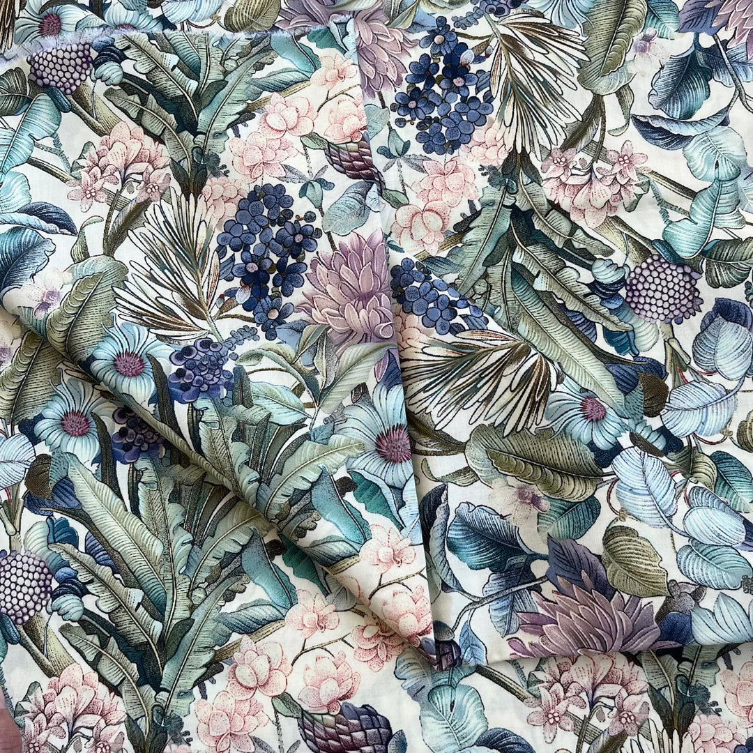 Leontine Blue Flower Printing Cotton Fabric