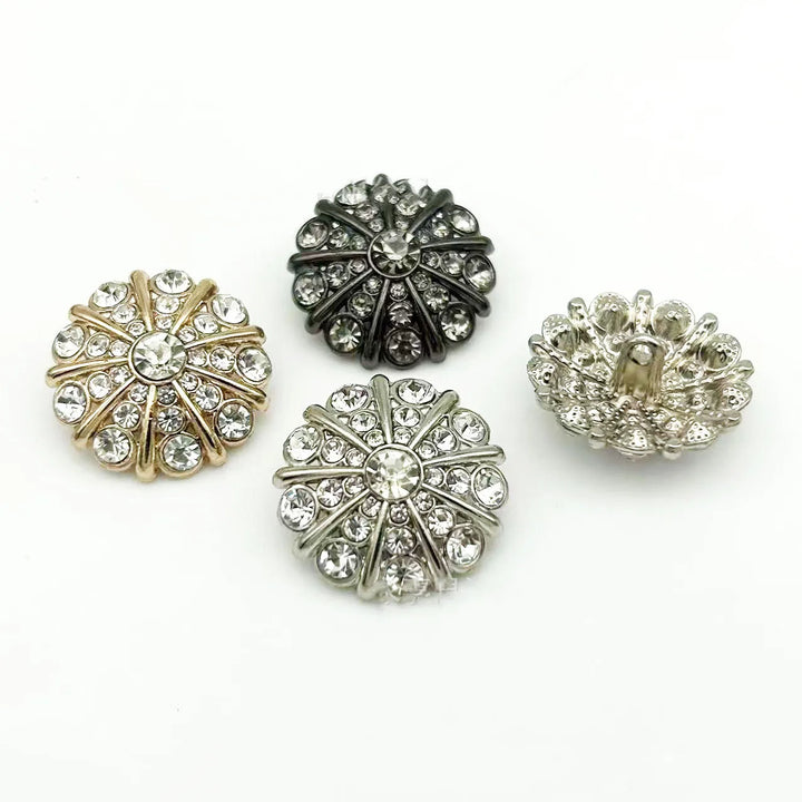 6 PC / Baoih Rhinestones Buttons