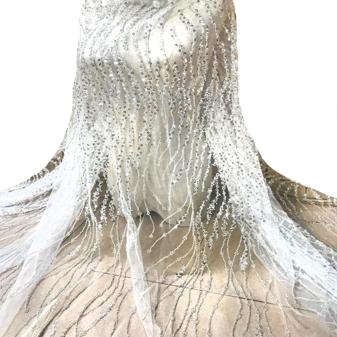 5 YARDS / Tissu de dentelle de maille de robe de paillettes géométriques brodées d'ivoire beige argenté 