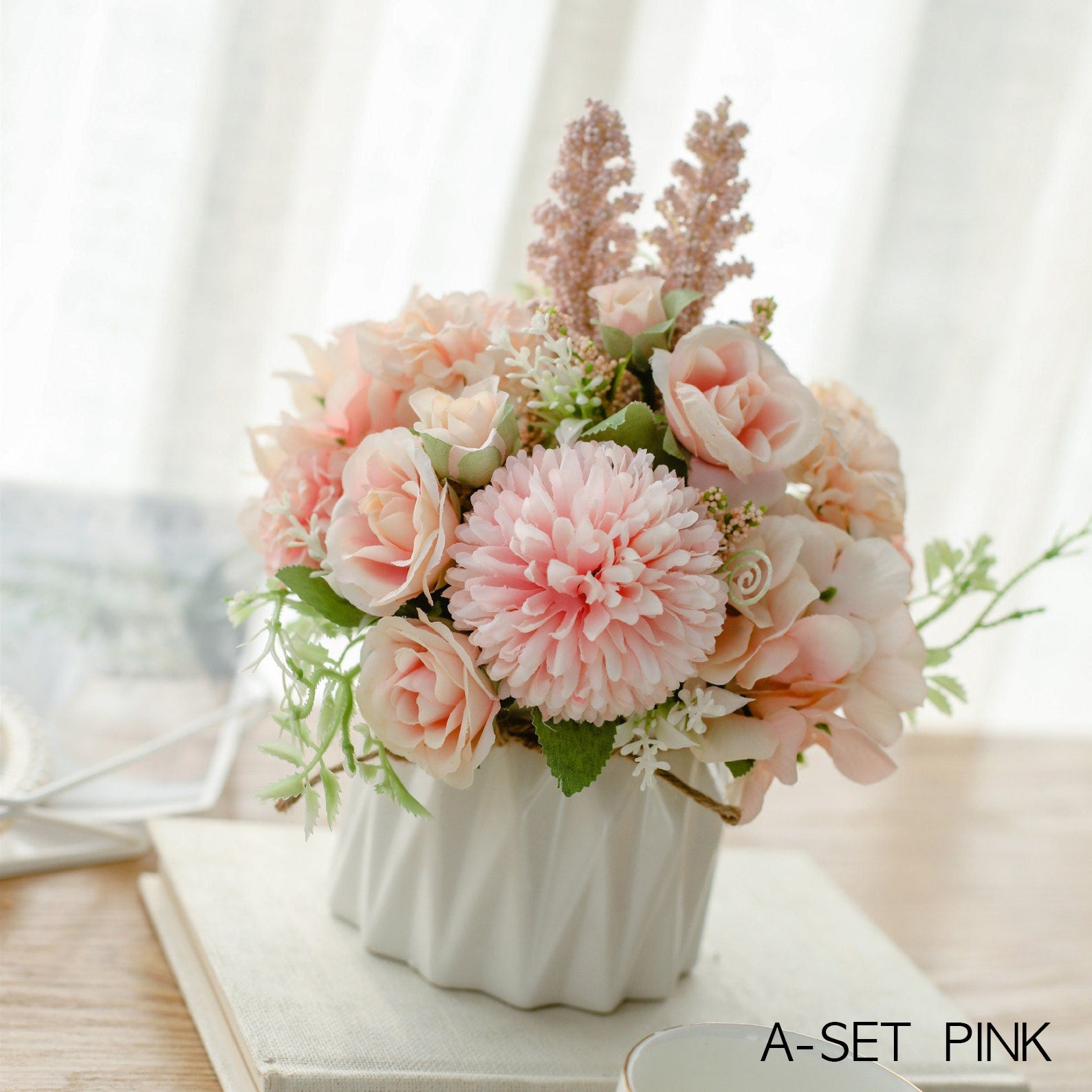 Send her 2 Dozen Red Roses - Gold - Classic Sola Flower Arrangement – Pine  and Petal Weddings