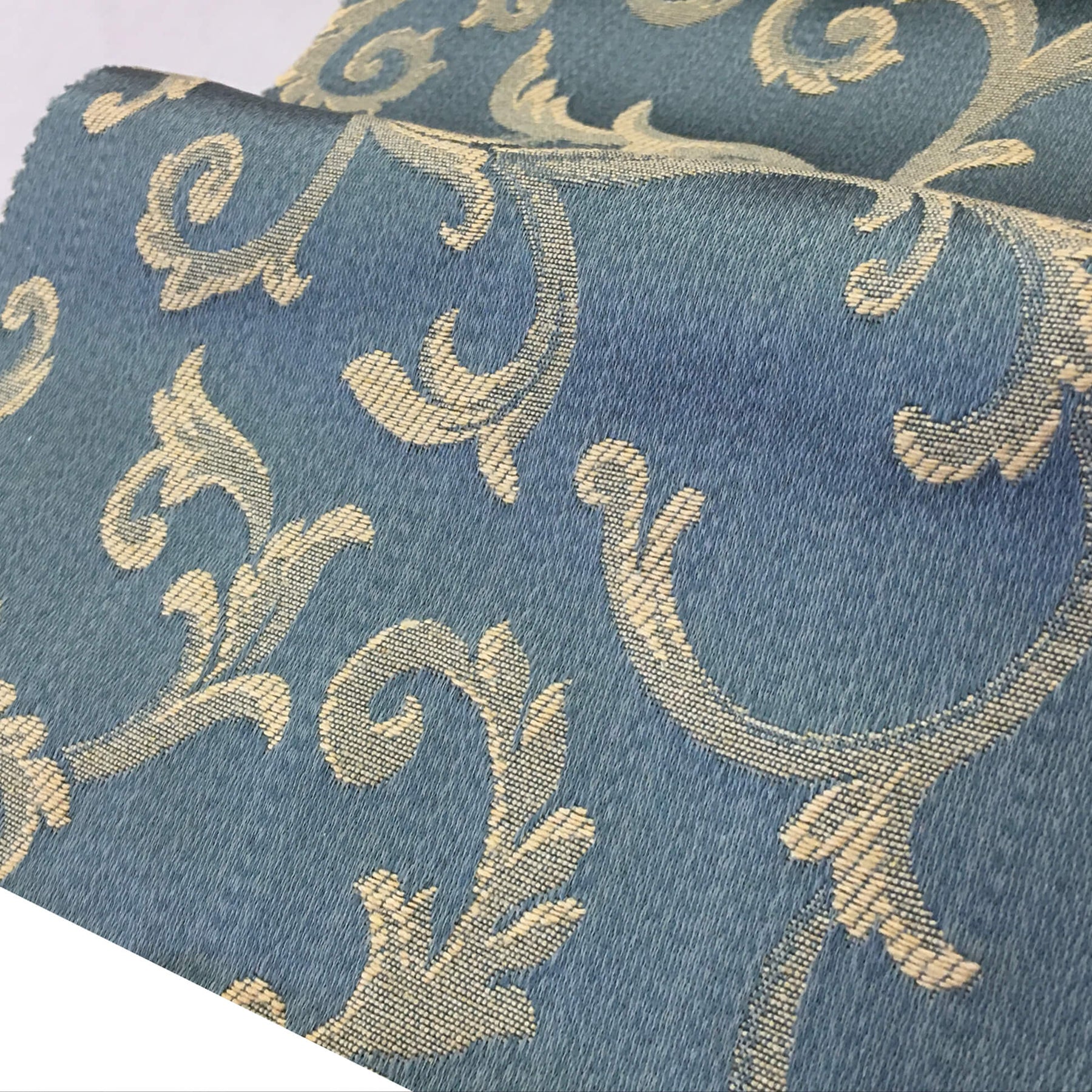 fabric 2021/New Collection Italian Designer bee print and crown pattern  gold yarn jacquard fabric/Exclusive limited edition brocade ⋆